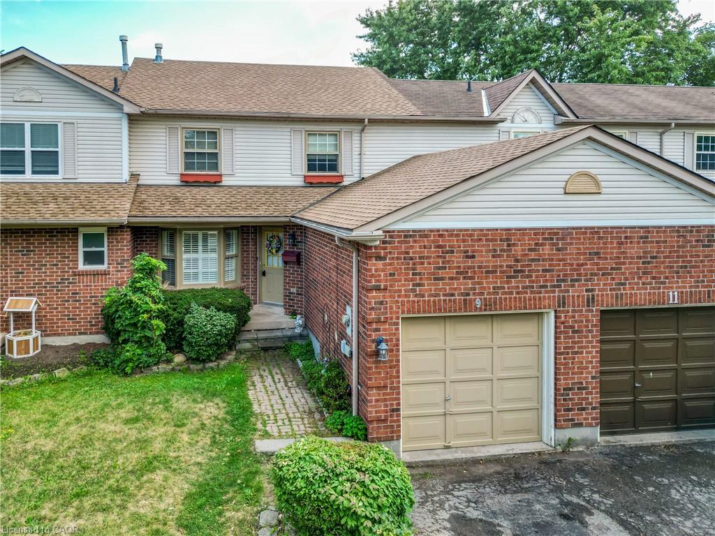 9 Hedgelawn Dr, Grimsby, ON L3M 5G9