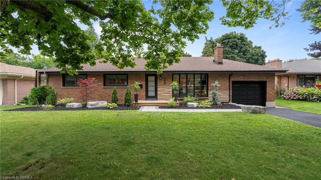 25 Seneca Cres, Brantford, ON N3R 1K3
