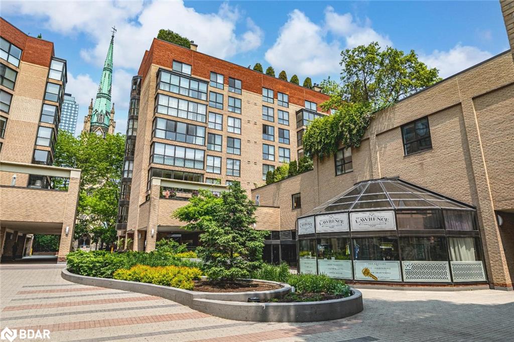 80 Front Street E Unit 824, Toronto, ON M5E 1T4