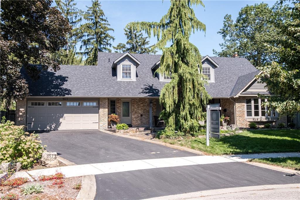 1577 Old Spar Ct, Mississauga, ON L5J 1B4