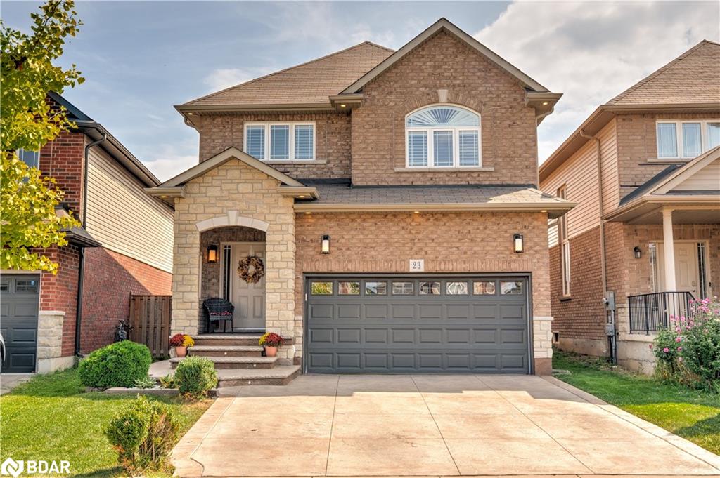 23 Colorado Blvd, Hamilton, ON L0R 1P0
