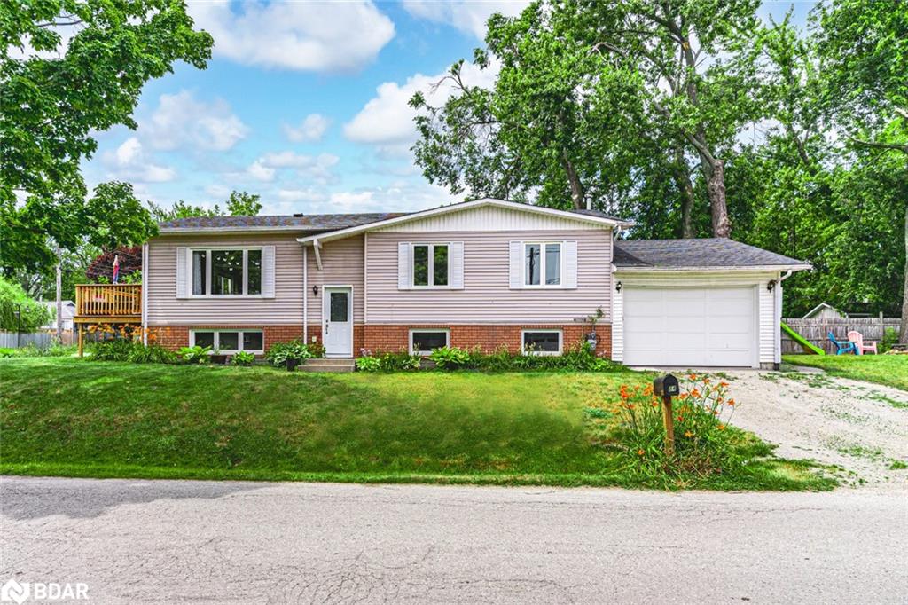 884 Maplewood Dr, Innisfil, ON L9S 1Y7