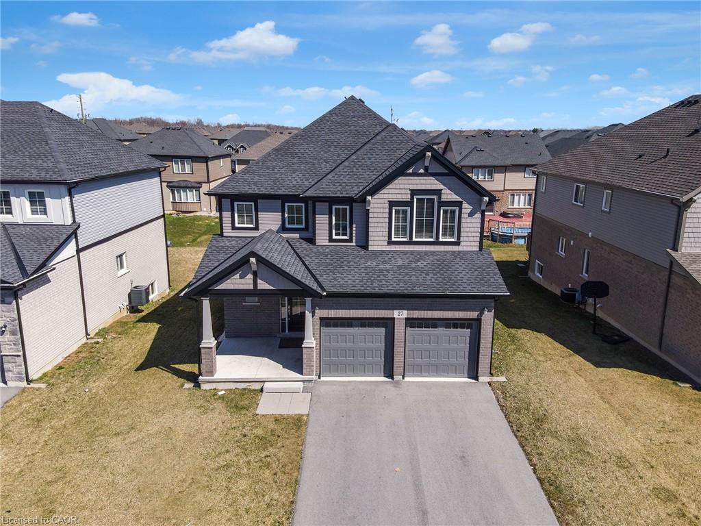 27 Monarch St, Welland, ON