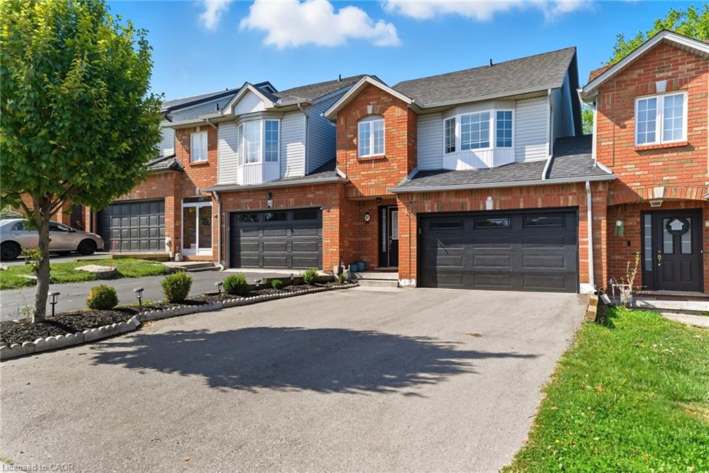 27 Glenhollow Dr, Hamilton, ON L8J 3T2