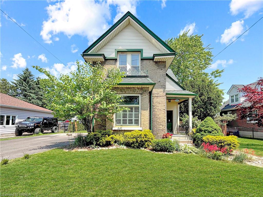 131 Terrace Hill St, Brantford, ON N3R 1G5
