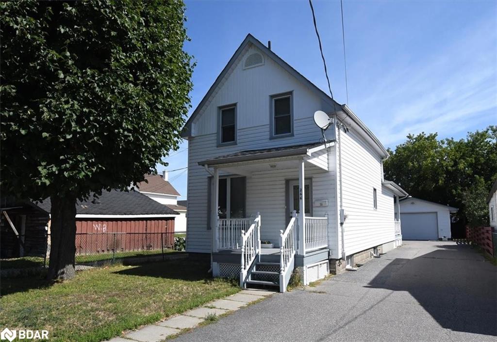 266 Sixth Ave W, North Bay, ON P1B 3P3