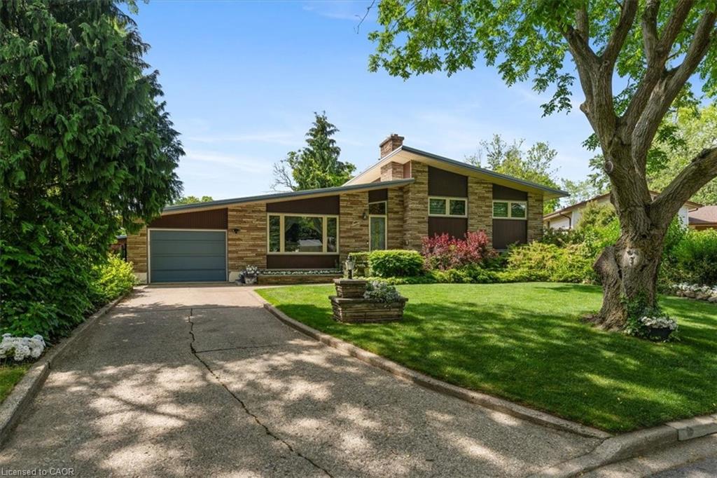 7 Glenayr Pl, St. Catharines, ON L2T 2A2