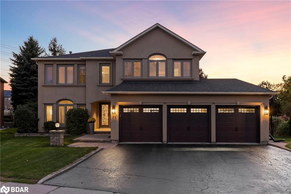 71 Cityview Cir, Barrie, ON L4N 7V1
