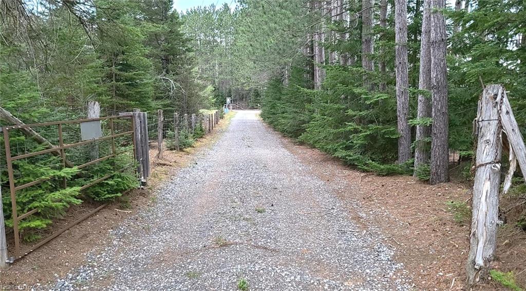 85 Ashby Lake Rd, Addington Highlands, ON K0L 2M0
