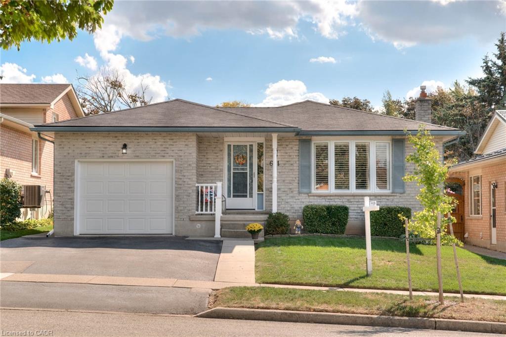 621 Sprucehurst Cres, Waterloo, ON N2V 2E3