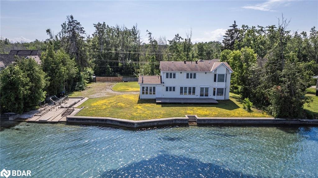 2653 Leonard St, Innisfil, ON L9S 3V3