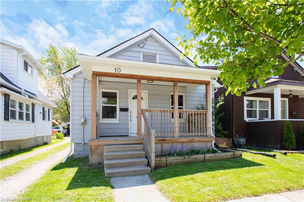 10 Manning St, St. Catharines, ON L2R 1H9
