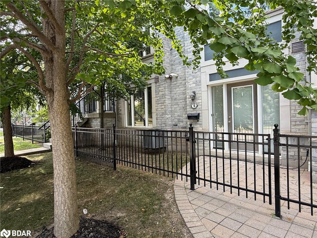 3015 Destination Drive Unit 5, Mississauga, ON L5M 0P3