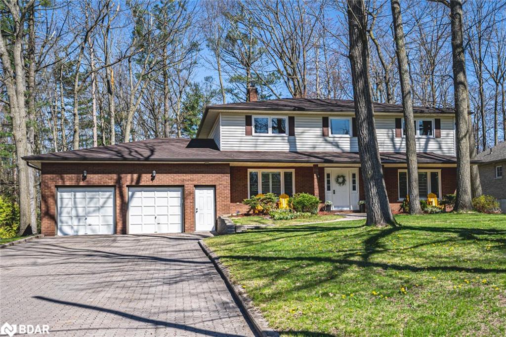 1166 Sunnidale Rd, Springwater, ON L9X 0T4