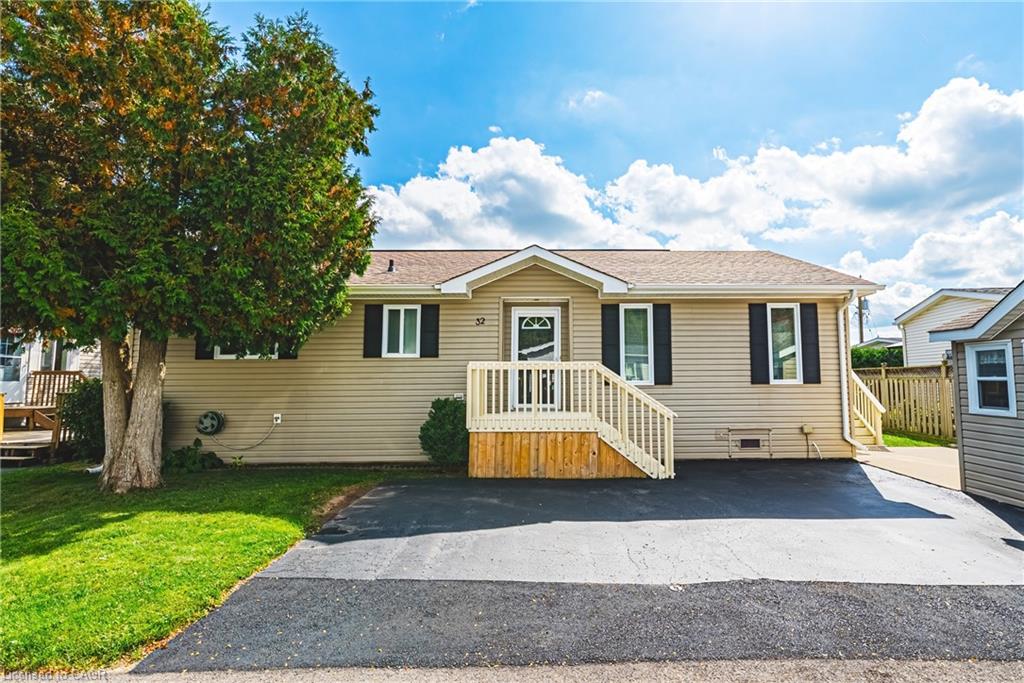 32 Water Street Pvt St, Puslinch, ON N1H 6H9