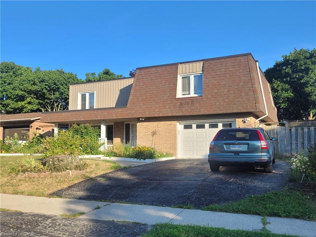 107 Roseneath Cres, Kitchener, ON N2E 1V8