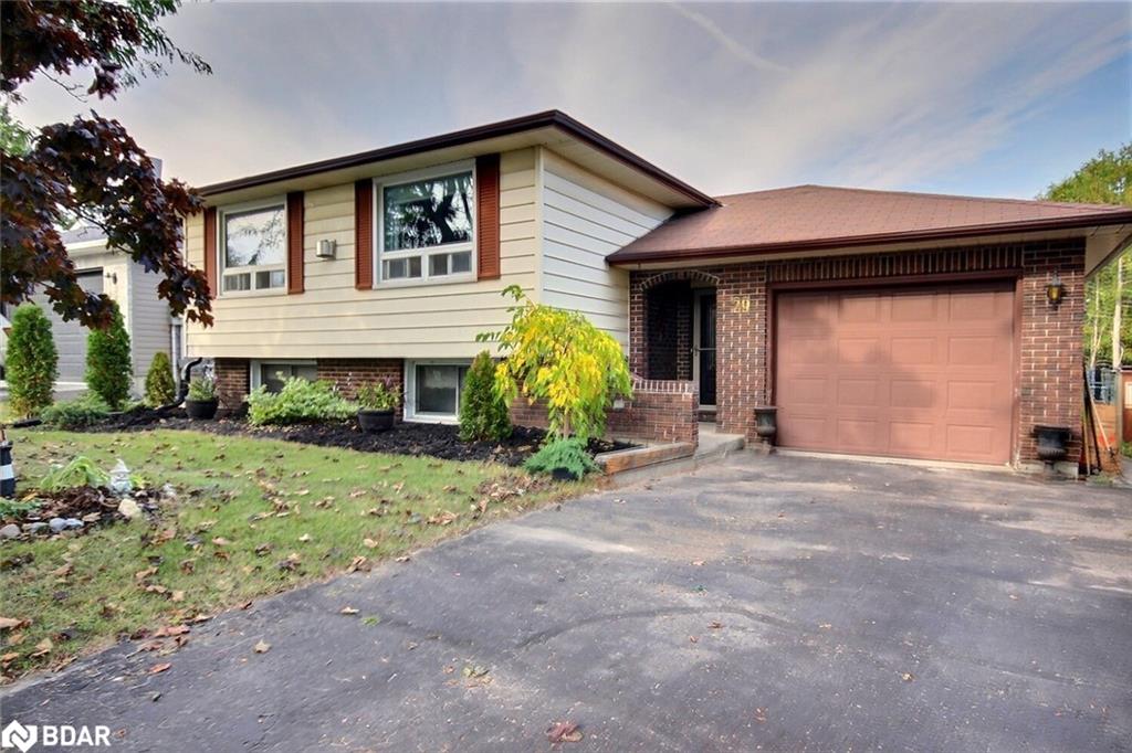 29 Patrick St, Trenton, ON K8V 4B4