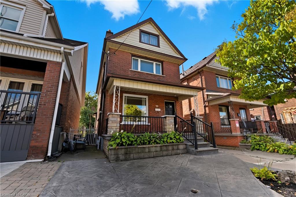 70 Rosemont Ave, Hamilton, ON L8L 2M5