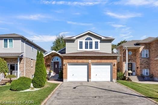 14 Keller Cres, Kitchener, ON N2N 3M7