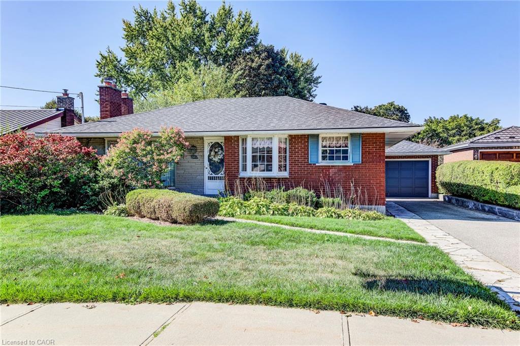 378 Stevenson St N, Guelph, ON N1E 5C2