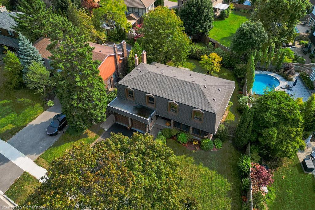 1432 Bridgestone Ln, Mississauga, ON L5J 4E2