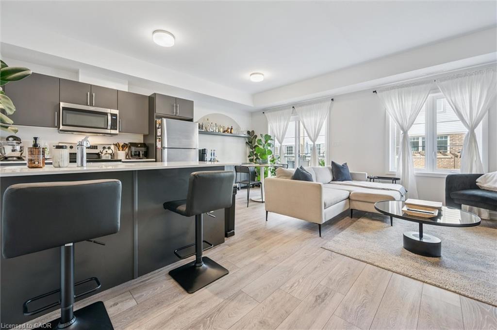205 W Oak Trail Unit 53, Kitchener, ON N2R 0R9
