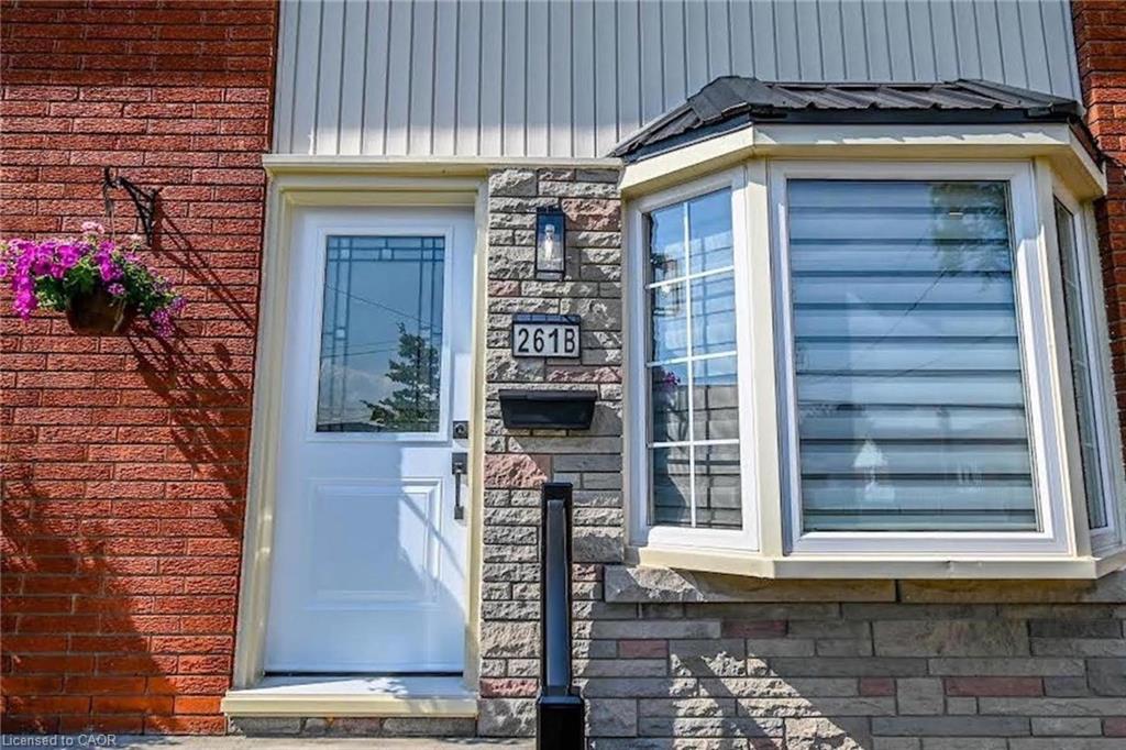 261 Scott Street Unit B, St. Catharines, ON L2N 1H9