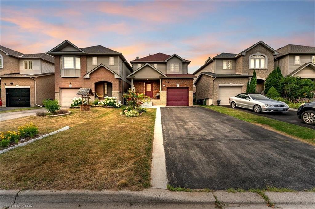 37 Kendrick Ct, Hamilton, ON L9G 5A4