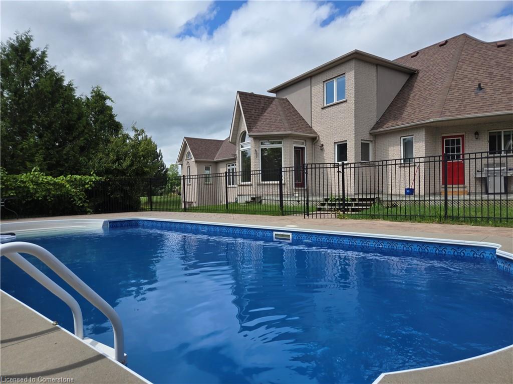 7 Deer Run Cres, Halton Hills, ON L7J 2L7