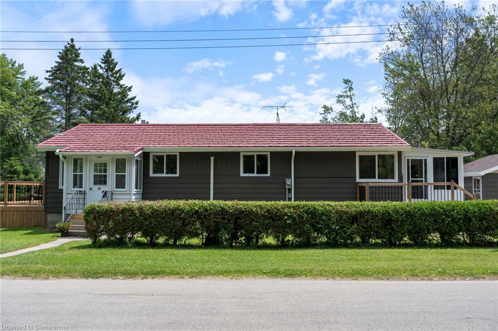 10 Clubhouse Rd, Turkey Point, ON N0E 1T0