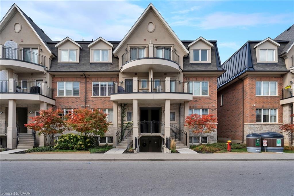 2420 Baronwood Drive Unit 7-01, Oakville, ON L6M 0X6