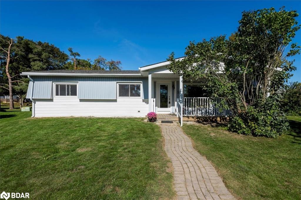 10 Mimosa Cres, Innisfil, ON L9S 1P9