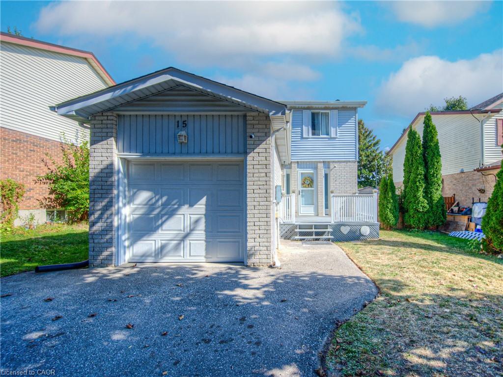 15 Glendan Ct, Cambridge, ON N1R 7N4