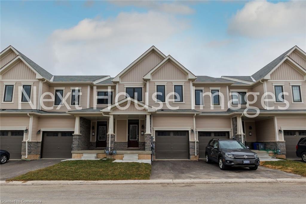 8317 Mulberry Drive Unit 12, Niagara Falls, ON L2H 3S9
