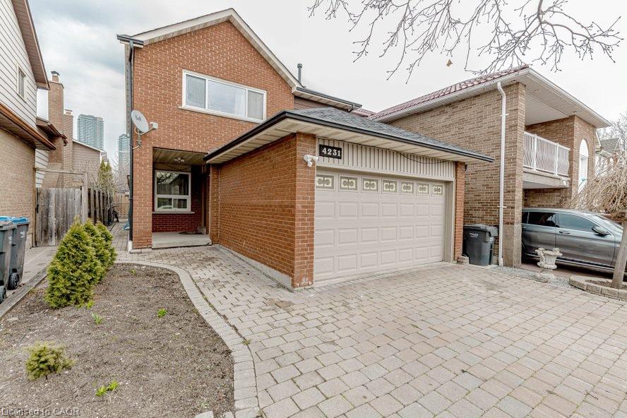 4231 Sugar Bush Rd, Mississauga, ON L5B 2X5