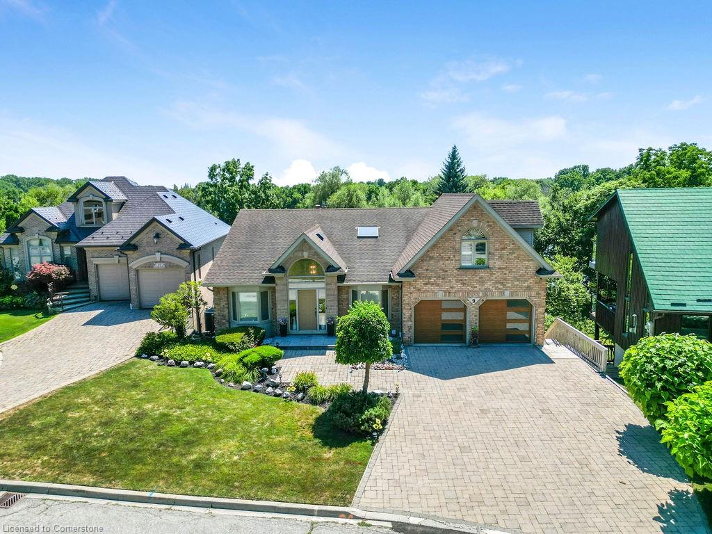 9 Lamb Ct, Caledonia, ON N3W 1E2