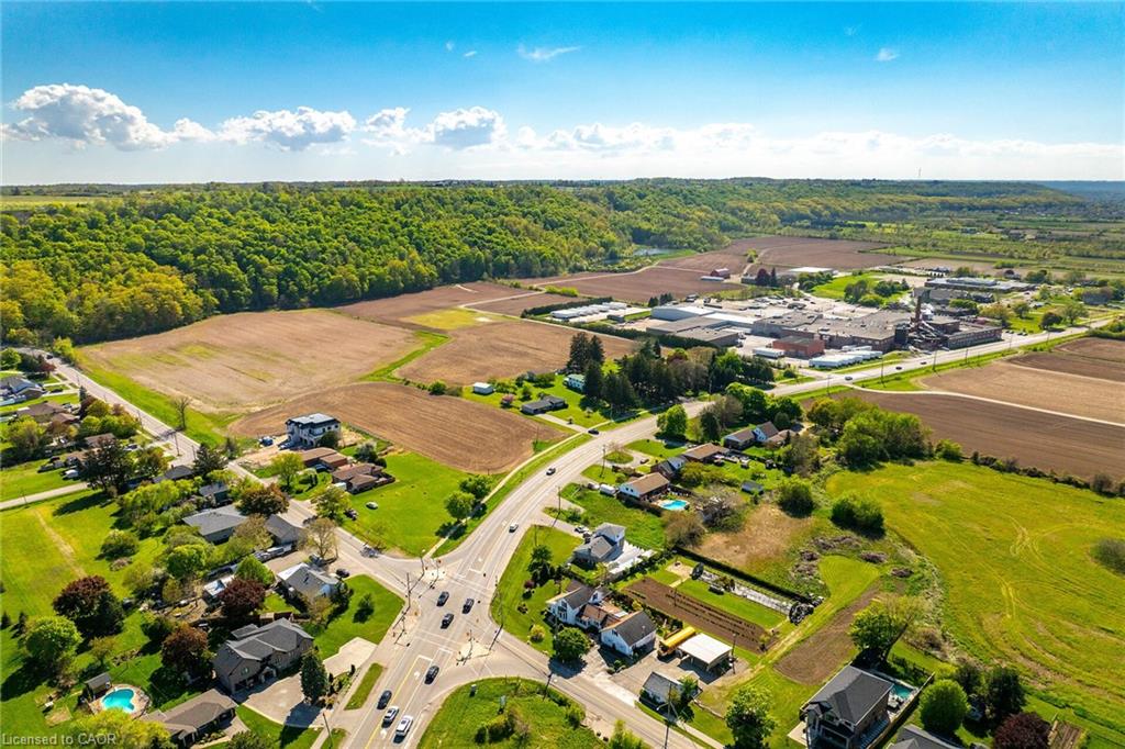 944 994 8 Hwy, Stoney Creek, ON L8E 5J1
