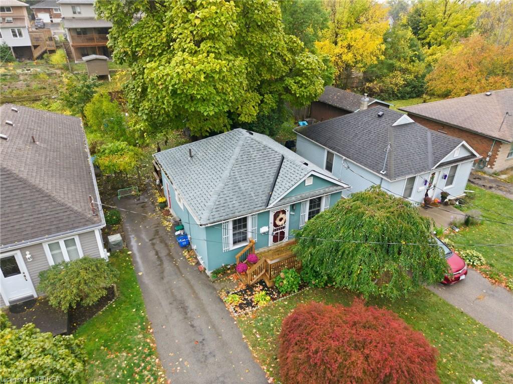 363 Sheridan St, Brantford, ON N3S 4R9