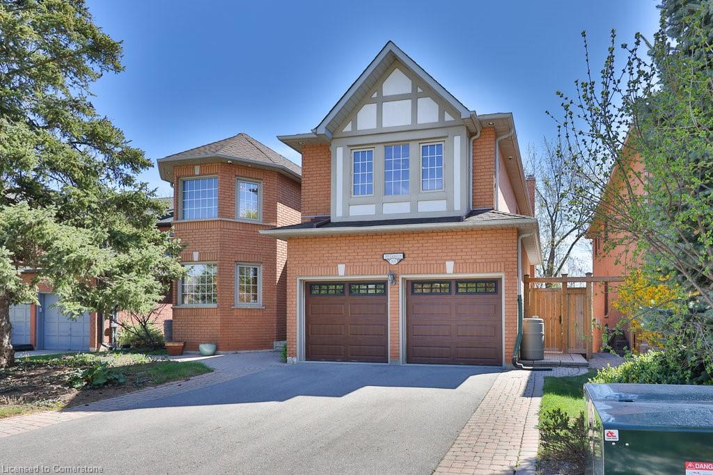 391 March Cres, Oakville, ON L6H 5X7