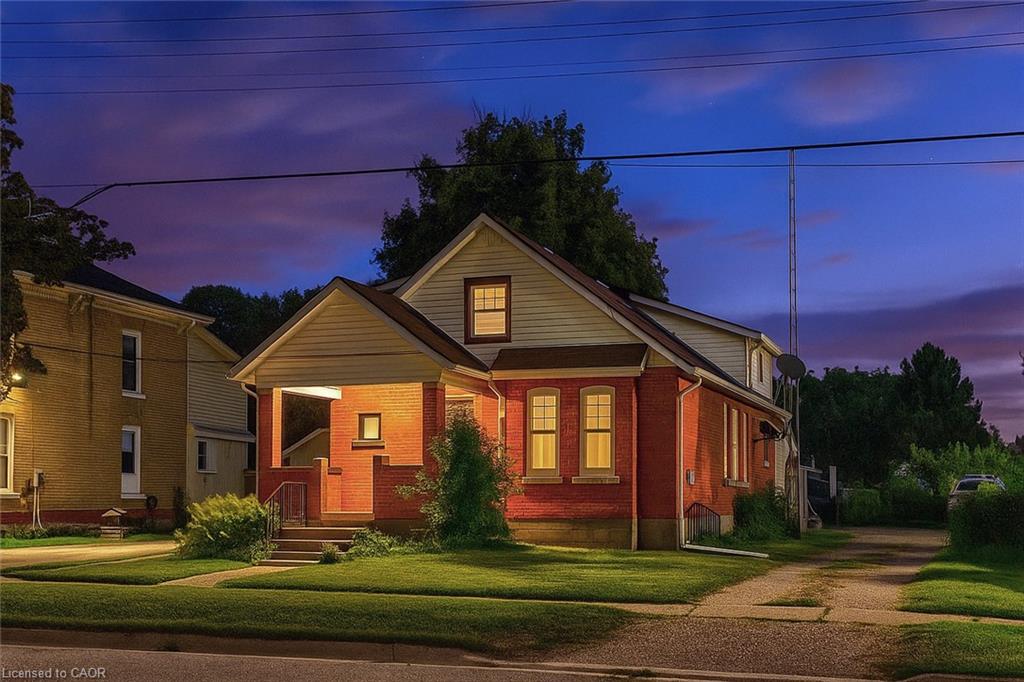 141 King St, Brant, ON N0E 1A0