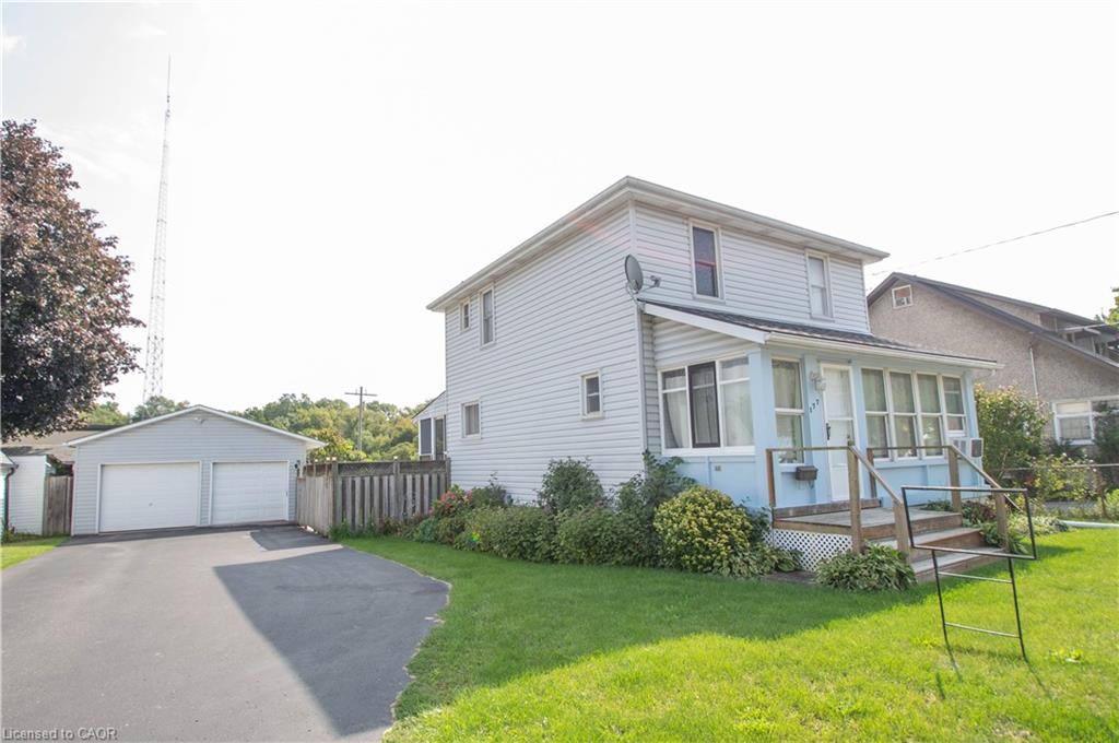 177 Owen St, Simcoe, ON N3Y 2T8