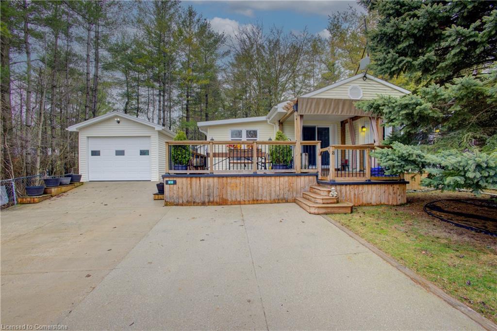18 Maple, Mount Forest, ON N0G 2L0