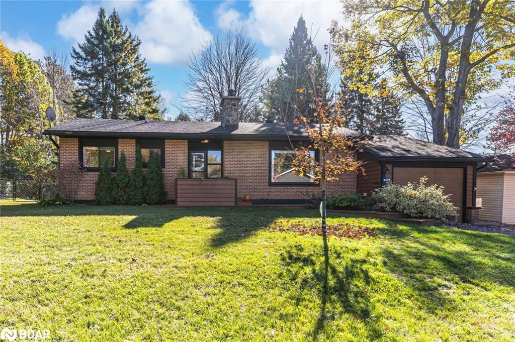 255 Fraser St, Gravenhurst, ON P1P 1C9