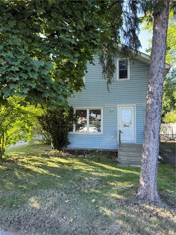 9 Bloomingdale Rd N, Kitchener, ON N2K 1A3