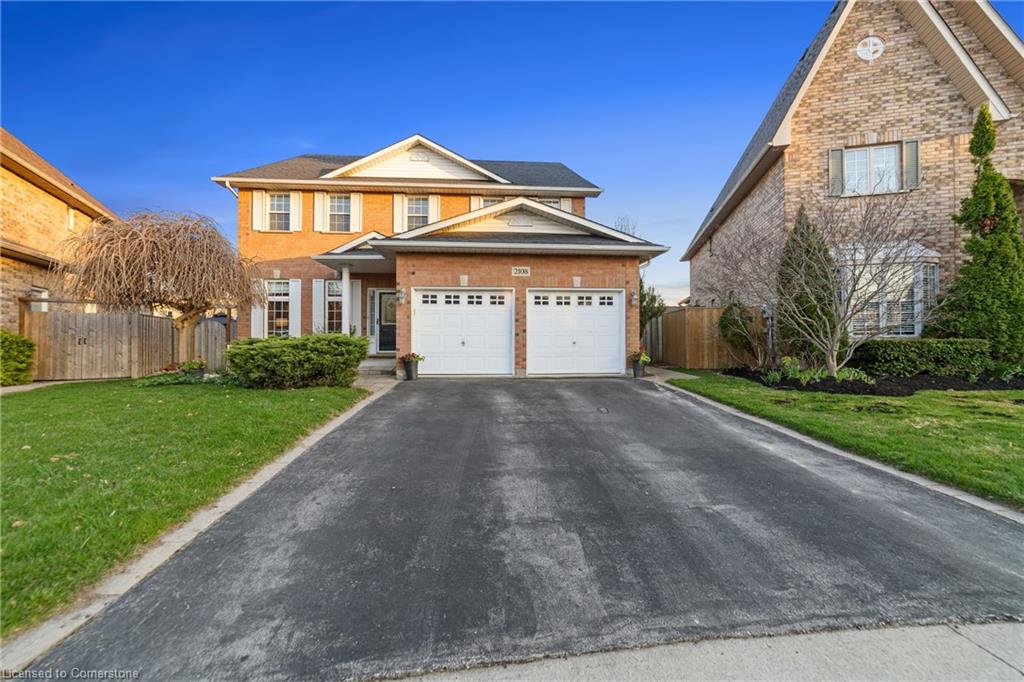 2108 Dalecroft Cres, Burlington, ON L7M 4B3