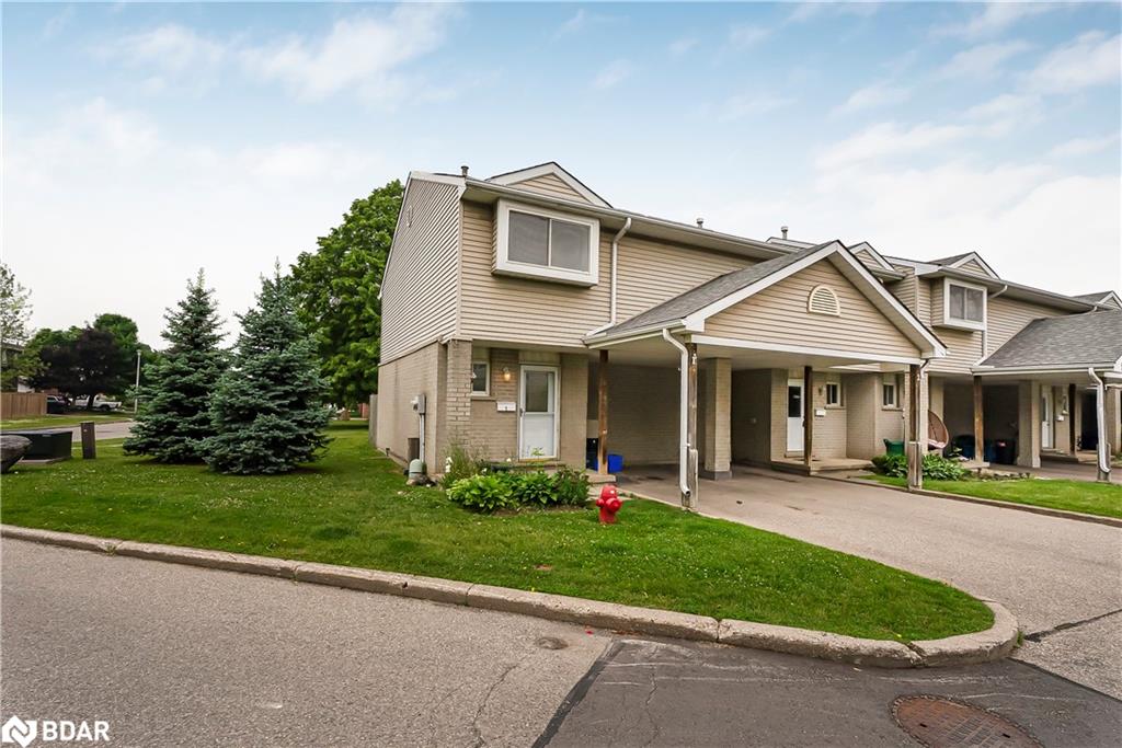 125 Sekura Crescent Unit 1, Cambridge, ON N1R 8B4