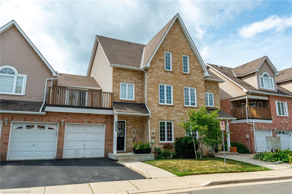 2075 Walkers Line Unit 235, Burlington, ON L7M 4G7