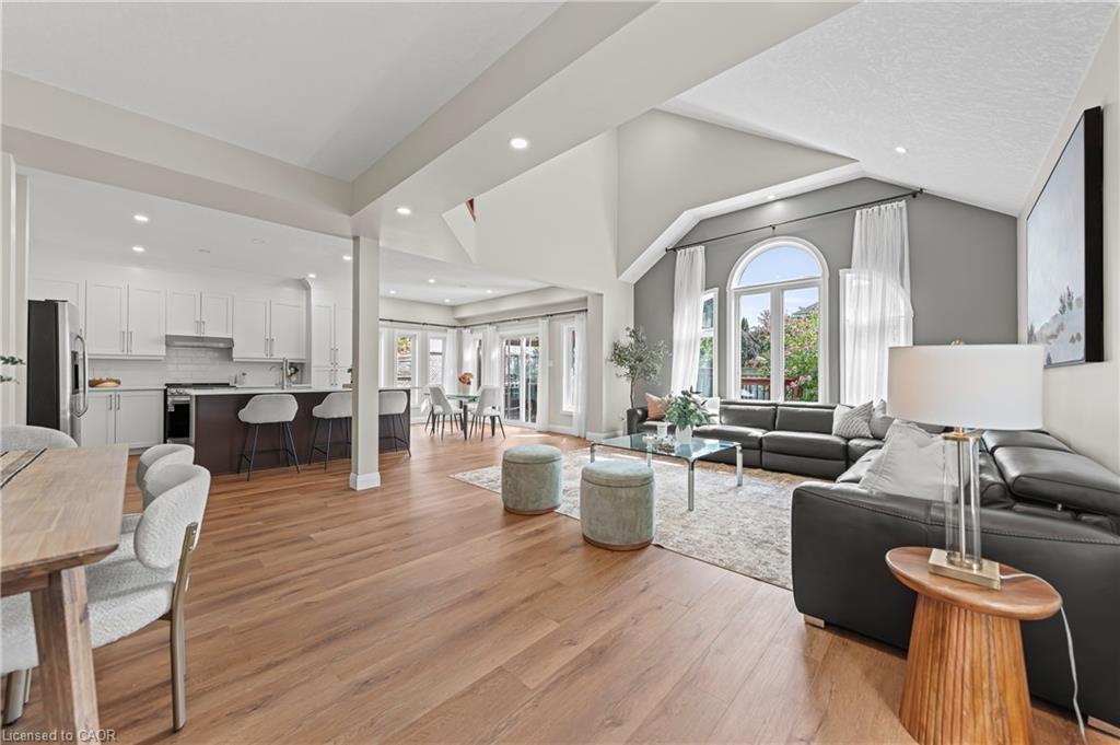 15 Cranbrook St, Kitchener, ON N2P 2Y2