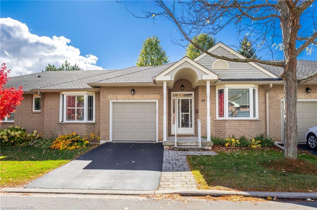 39 Bocce Dr, Hamilton, ON L0R 1W0