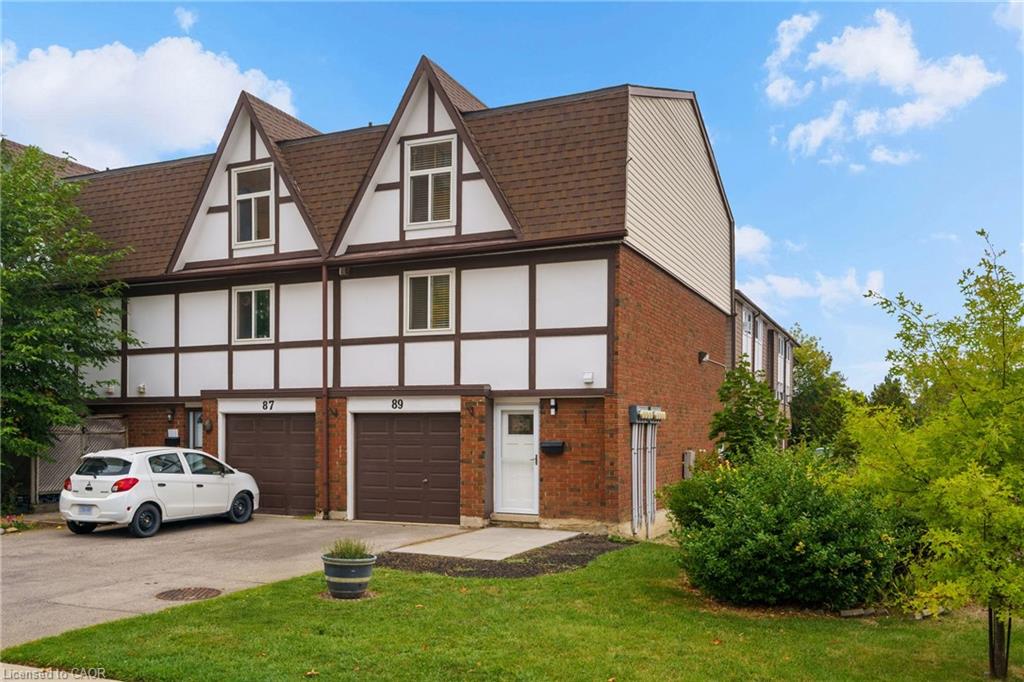 89 Violet Dr, Hamilton, ON L8E 1J7